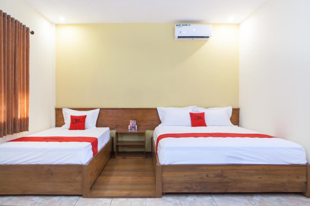 Hotel RedDoorz near Baluran National Park Pandean Zewnętrze zdjęcie
