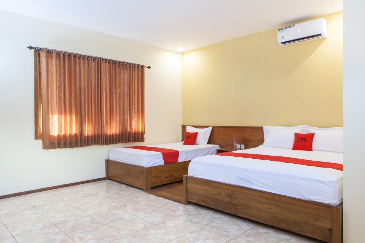 Hotel RedDoorz near Baluran National Park Pandean Zewnętrze zdjęcie